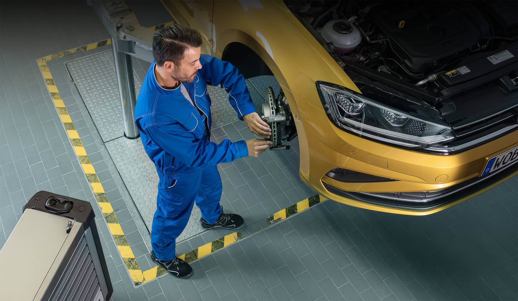 BM_Hero-image_2200x1280_Serwis-VW